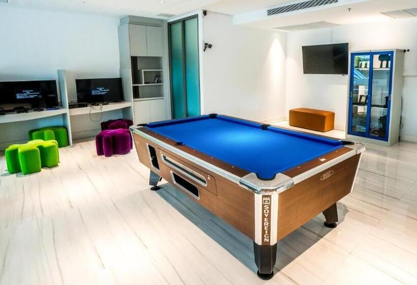 هتل Centara Sonrisa Residences & Suites Sriracha