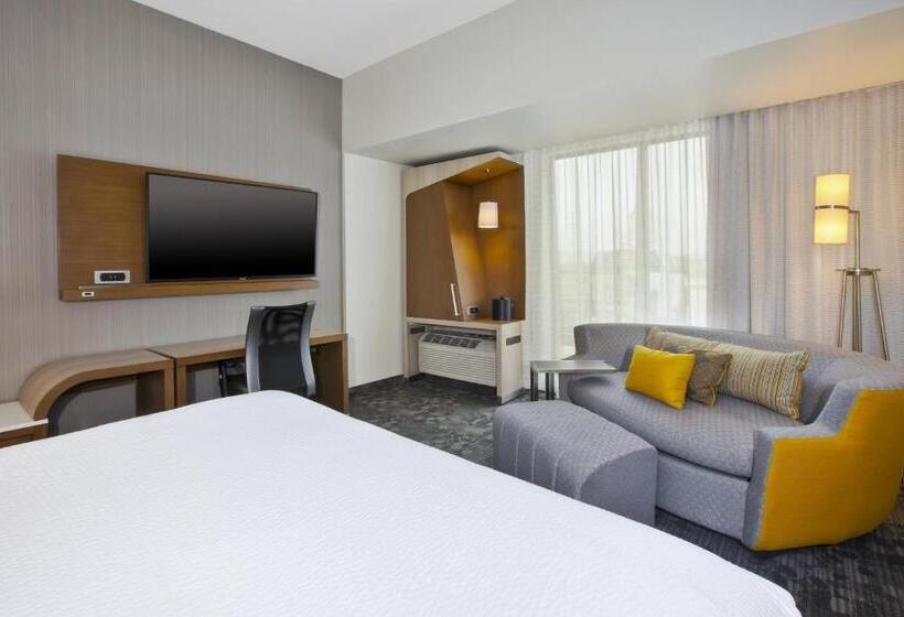 فندق Courtyard By Marriott St. Joseph Benton Harbor