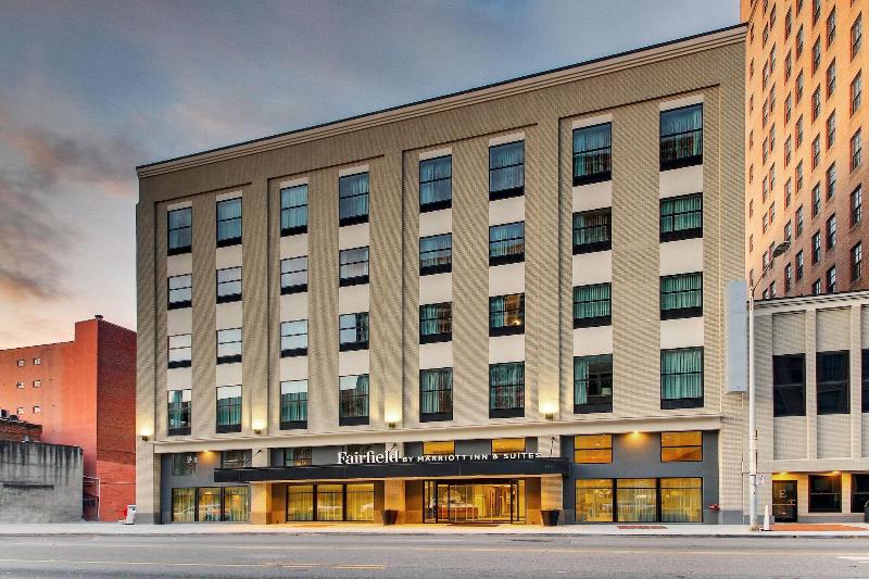هتل Fairfield Inn & Suites By Marriott Birmingham Downtown