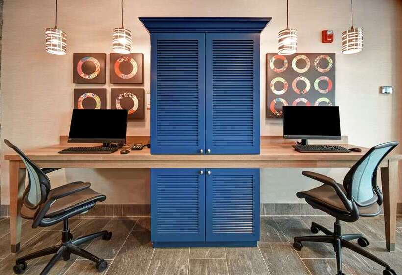 هتل Home2 Suites By Hilton Georgetown
