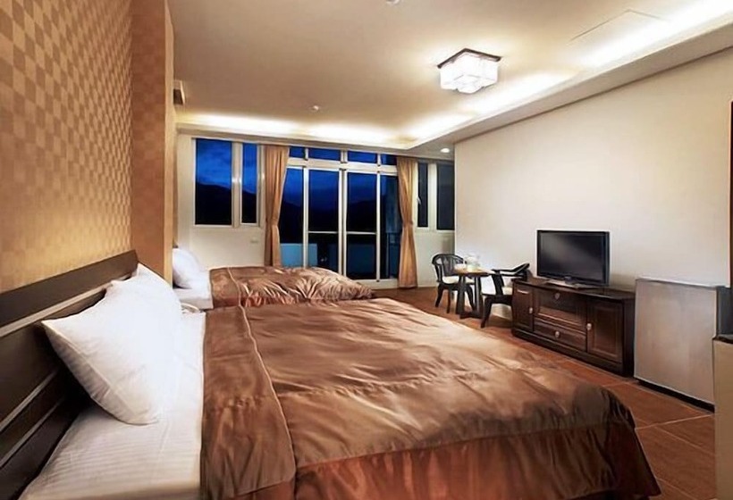 هتل Yonghe Resort