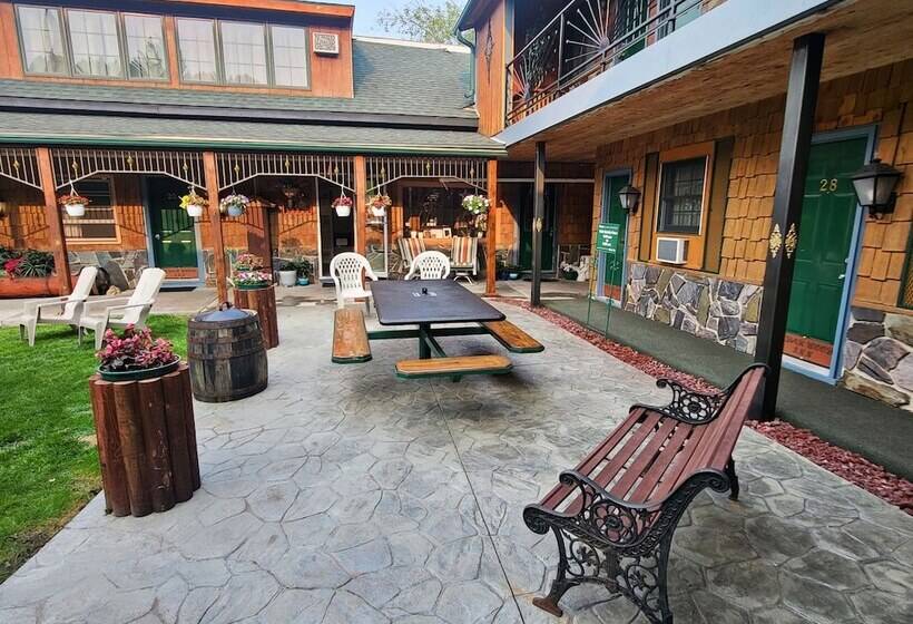 مُتل Cedar Wood Inn