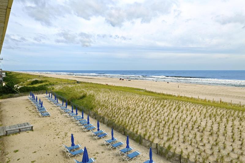 فندق على الطريق Drifting Sands Oceanfront