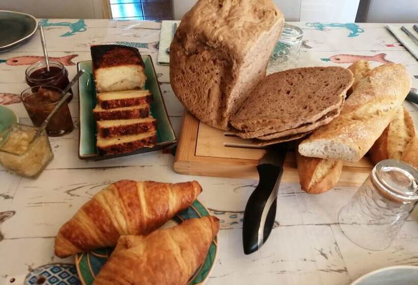 تختخواب و صبحانه Maison Du Canal