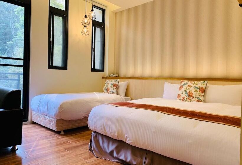 تختخواب و صبحانه 日月潭沅居民宿 Yuan Ju Boutique