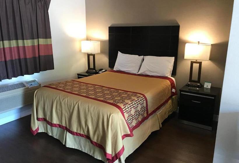 فندق على الطريق Manhattan Inn & Suites