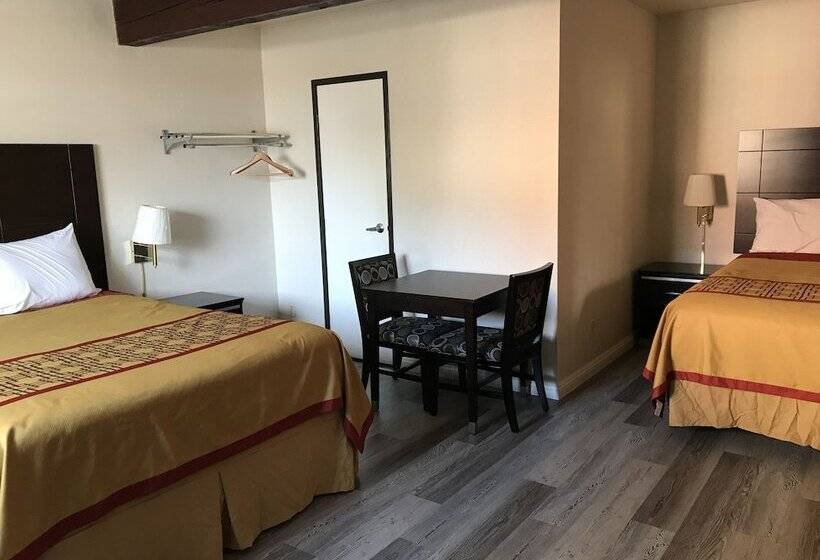 فندق على الطريق Manhattan Inn & Suites