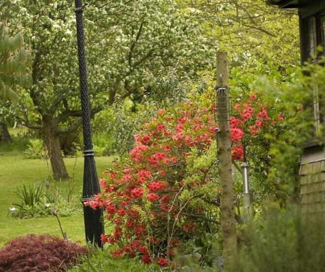 مبيت وإفطار Cleavers Lyng 16th Century Country House