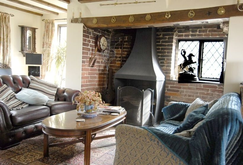 مبيت وإفطار Cleavers Lyng 16th Century Country House