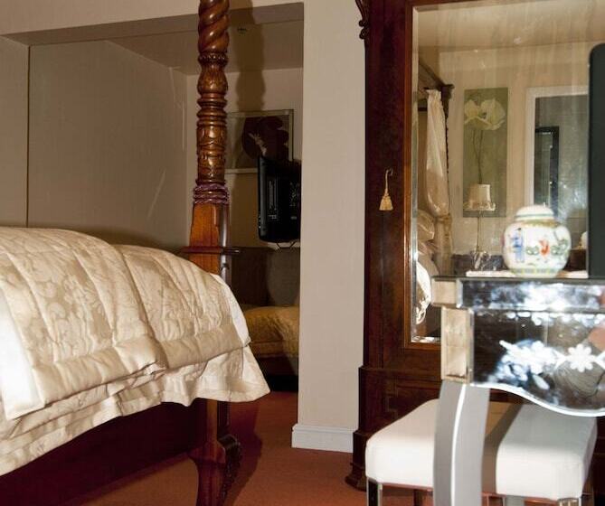 مبيت وإفطار Cleavers Lyng 16th Century Country House