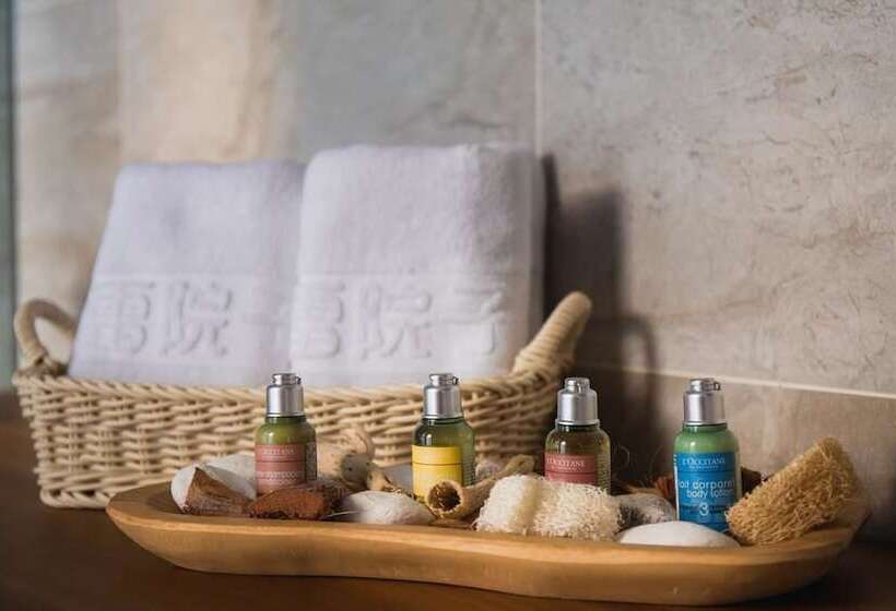 تختخواب و صبحانه Lei Garden Inn