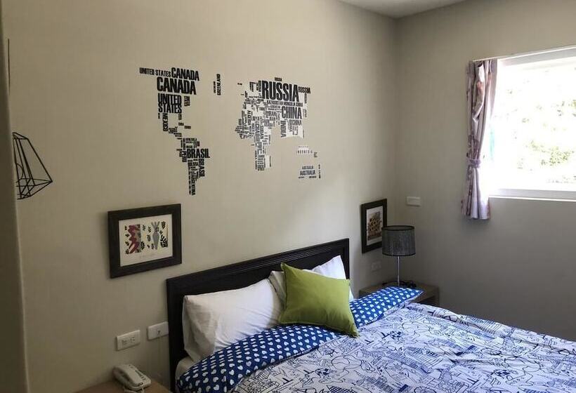 تختخواب و صبحانه Yushow Library Villa