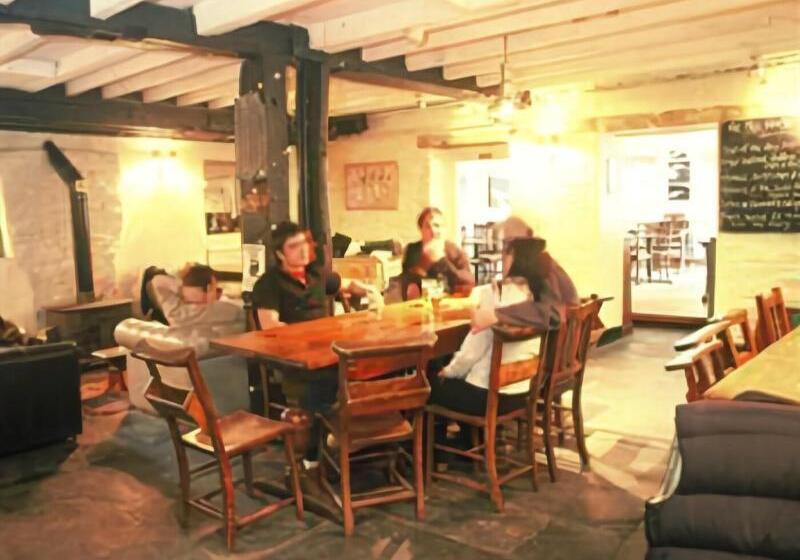 여관 The Mill House