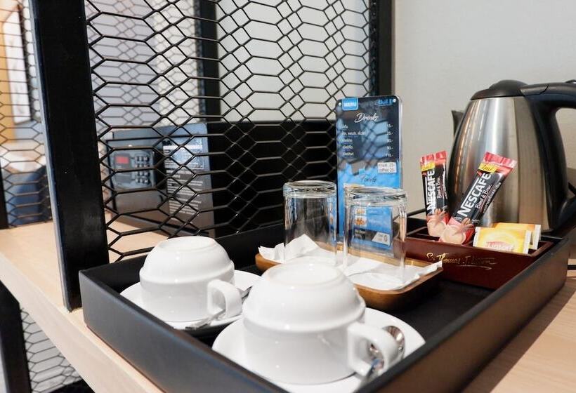 هتل Chill D Resort Buriram