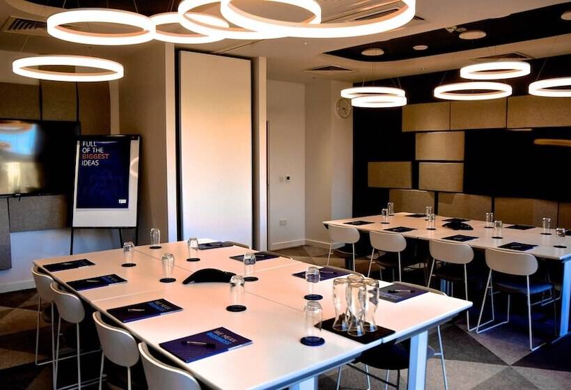 فندق Holiday Inn Express   Barrow In Furness & South Lakes, An Ihg