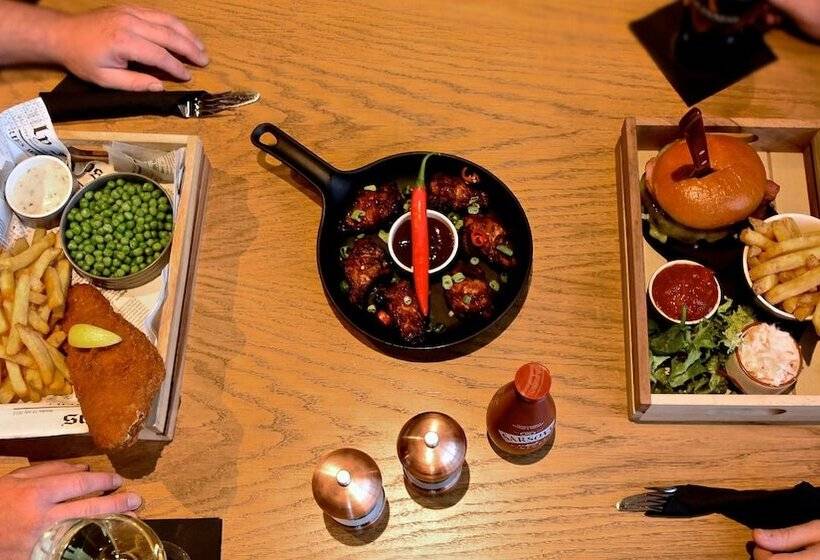 فندق Holiday Inn Express   Barrow In Furness & South Lakes, An Ihg