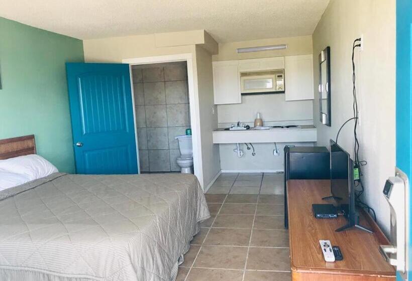 فندق Lakeside Inn