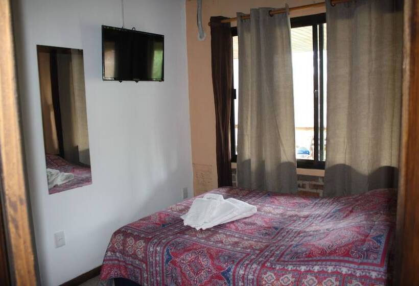 هتل Village Termas Del Dayman