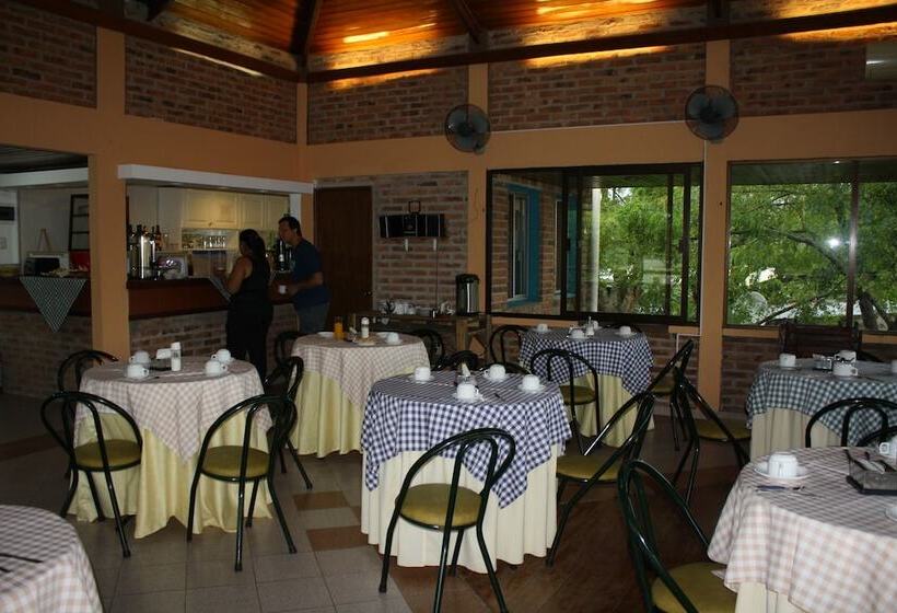 هتل Village Termas Del Dayman