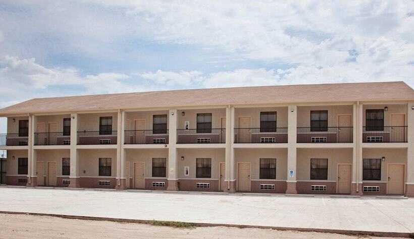 모텔 Big Lake Inn And Suites