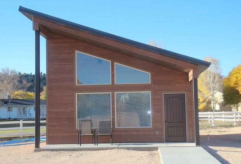 فندق على الطريق Bryce Canyon Inn