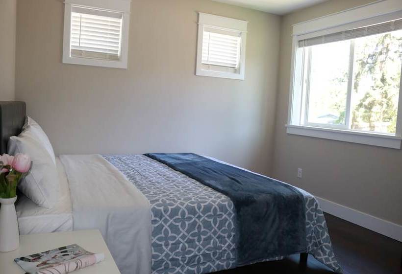 بنسيون Shoreline Mini Inn