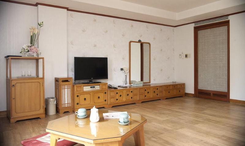 酒店 Onyang Hot Spring