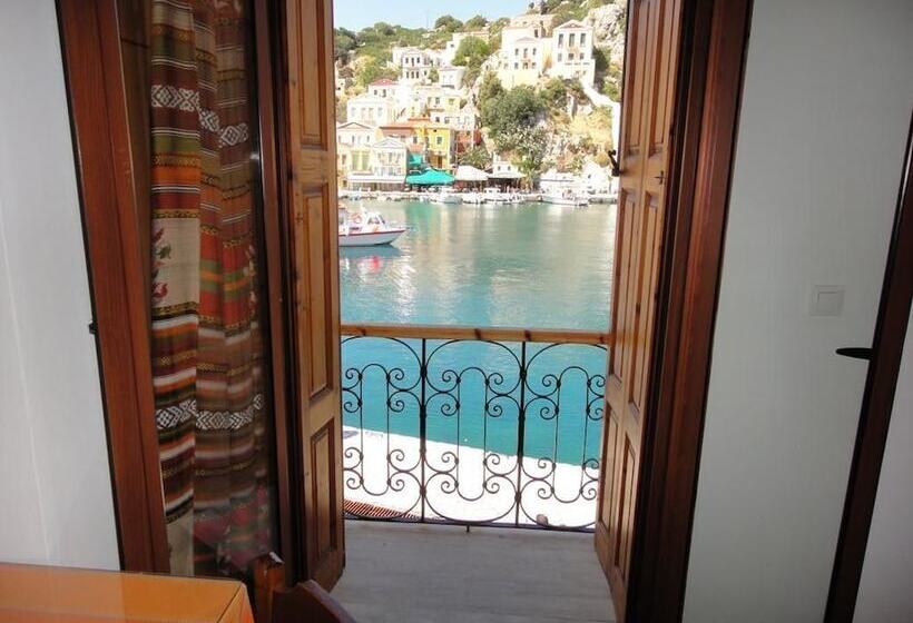 Captain's Suites