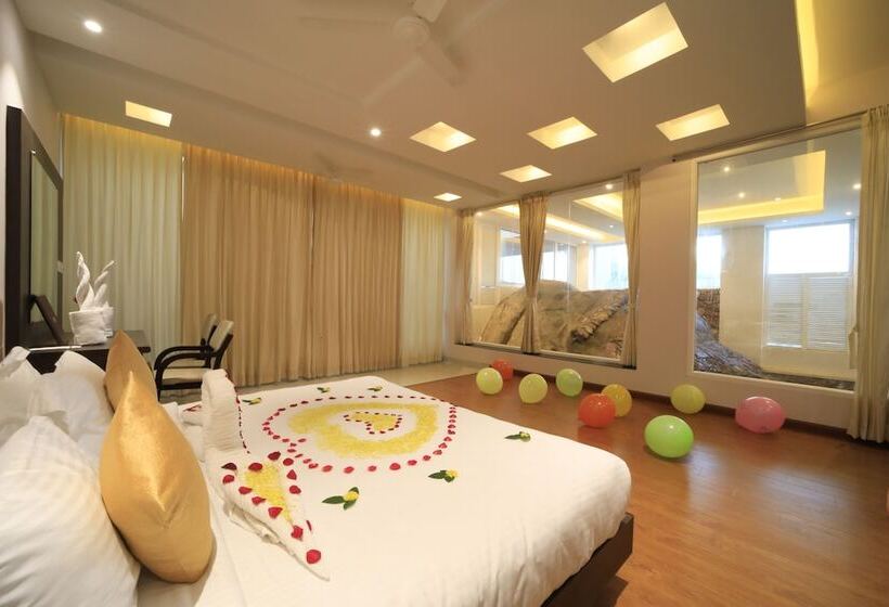 Grand Signature Hotel & Spa