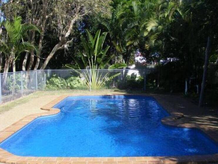 מוטל Bargara Beach Motor Inn