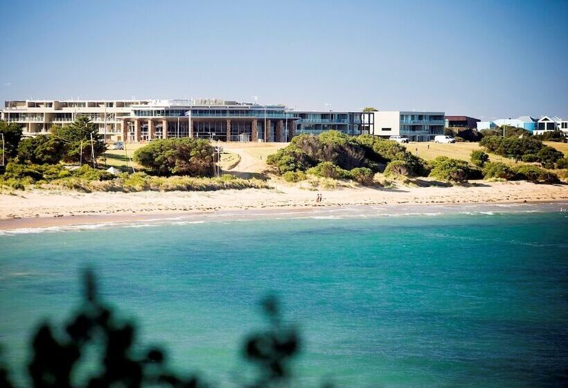 Onshore Torquay