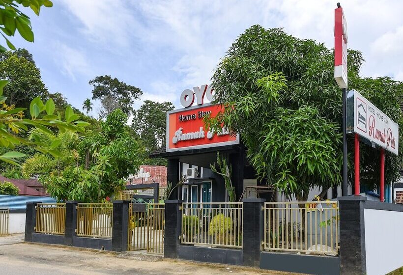 هاستل Homestay Rumah Puti By Oyo Rooms