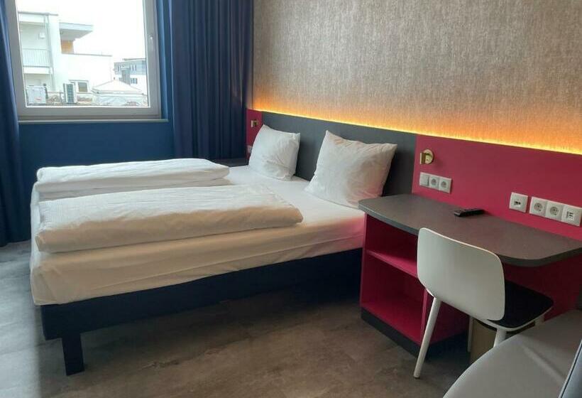 ホテル Hey Lou Nördlingen