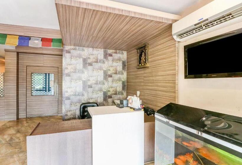 בית מלון כפרי Treebo Concerto Residentia