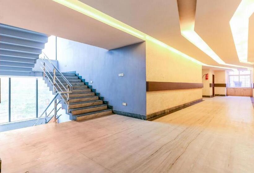 בית מלון כפרי Treebo Concerto Residentia