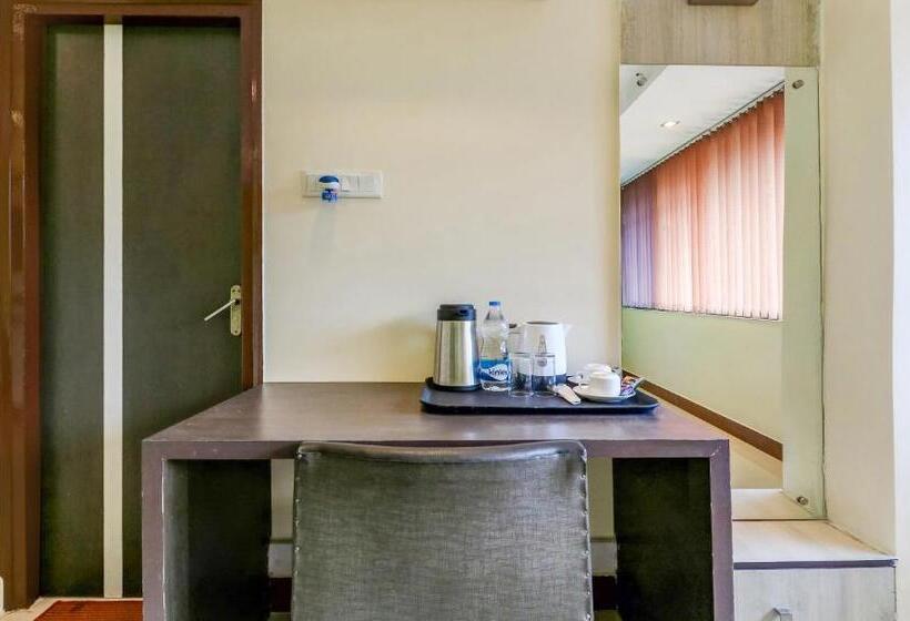 בית מלון כפרי Treebo Concerto Residentia