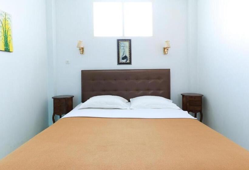 پانسیون Ge Jacmart Homestay Makassar