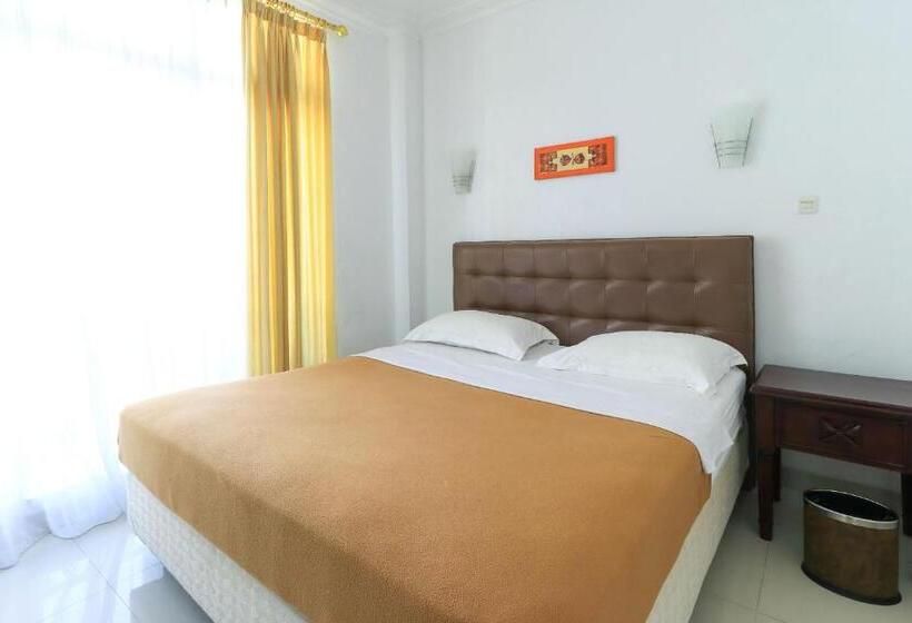 پانسیون Ge Jacmart Homestay Makassar