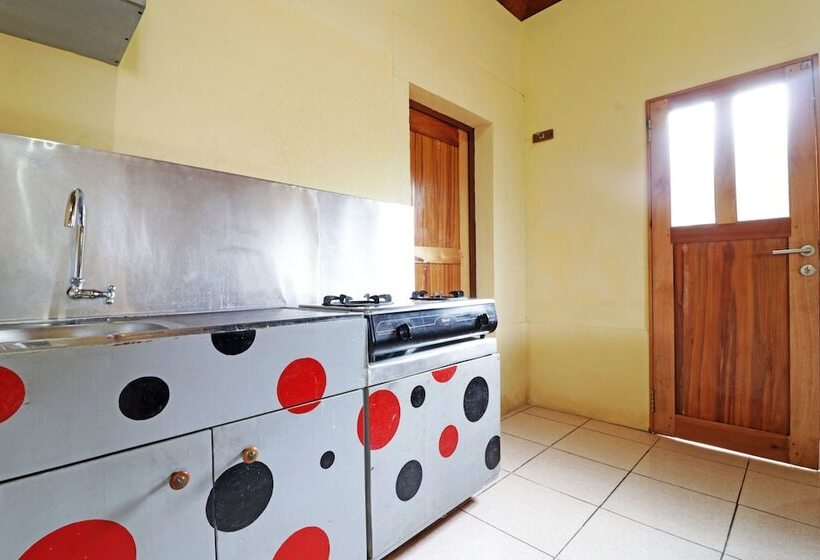 پانسیون Tuk Tuk Timbul Bungalows