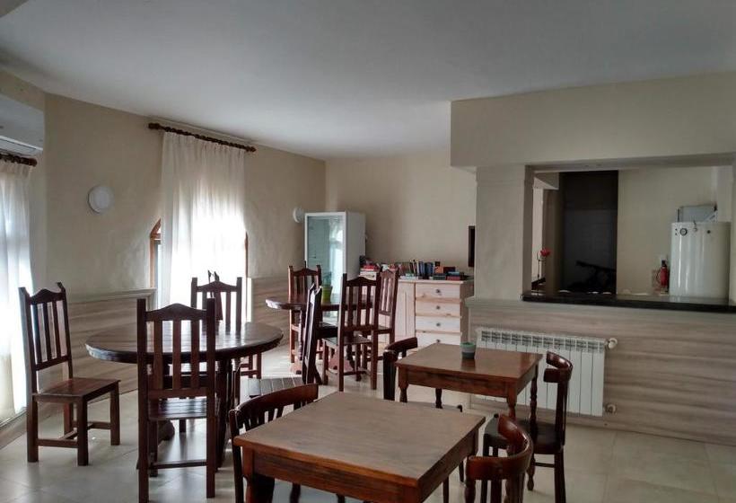 هتل Colonial Gesell