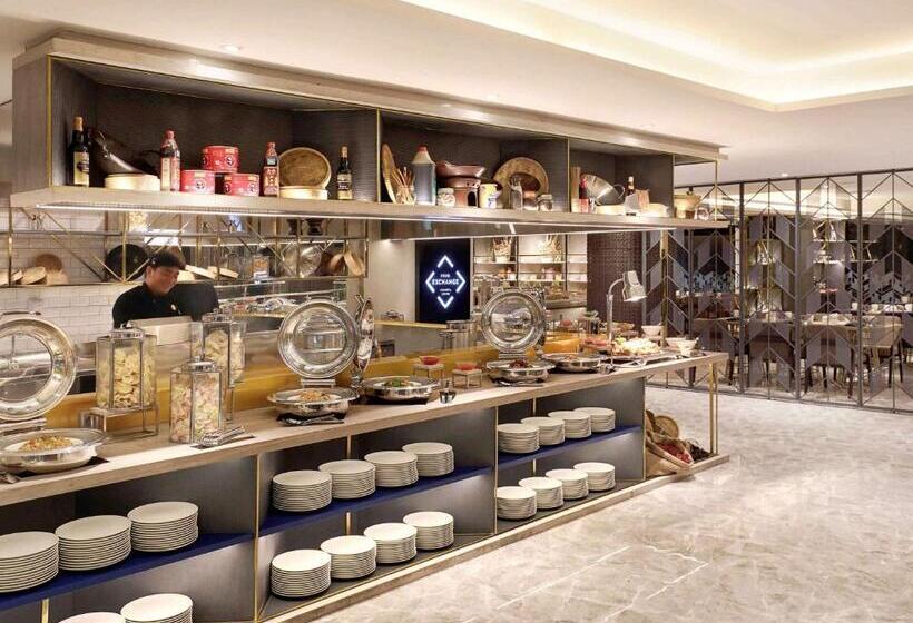 Novotel Jakarta Cikini