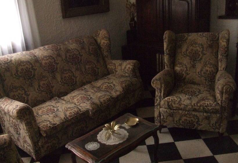 פנסיון La Hostería