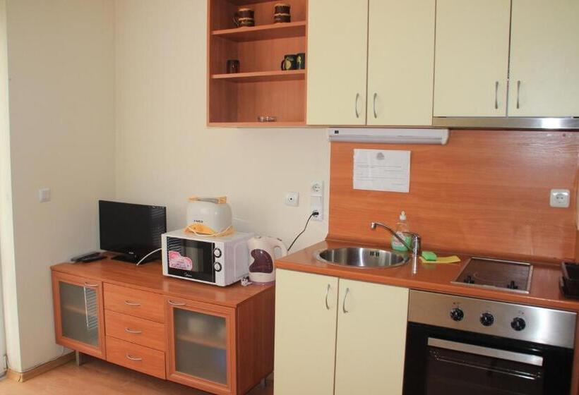 Eagle Rock Holiday Apartments