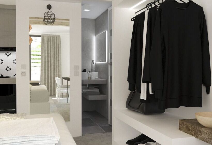 Aelia Suites Milos
