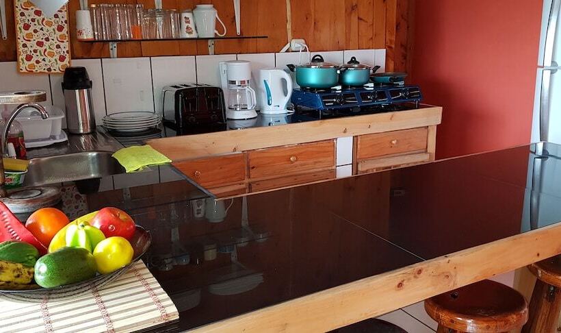هاستل Mora's Place B&b
