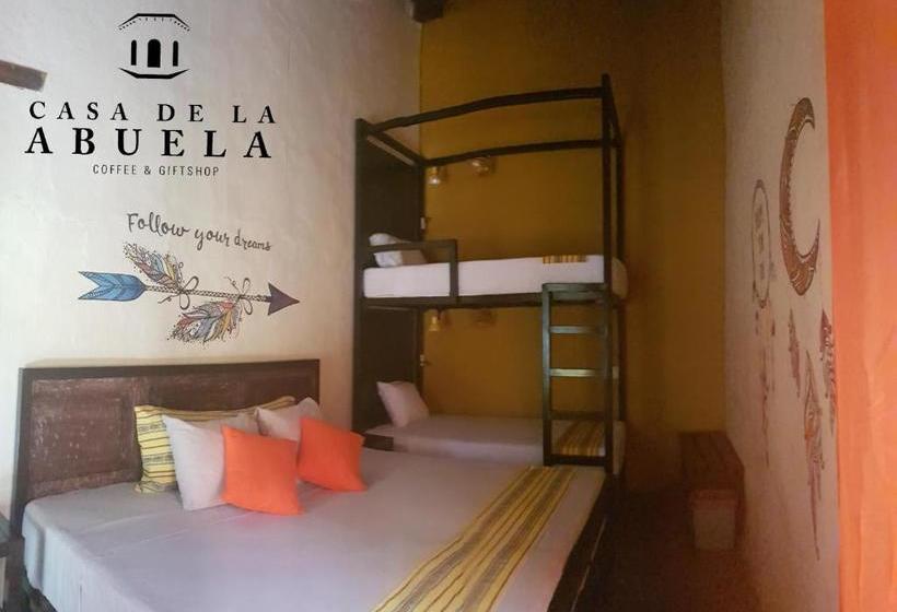 هتل Casa De La Abuela