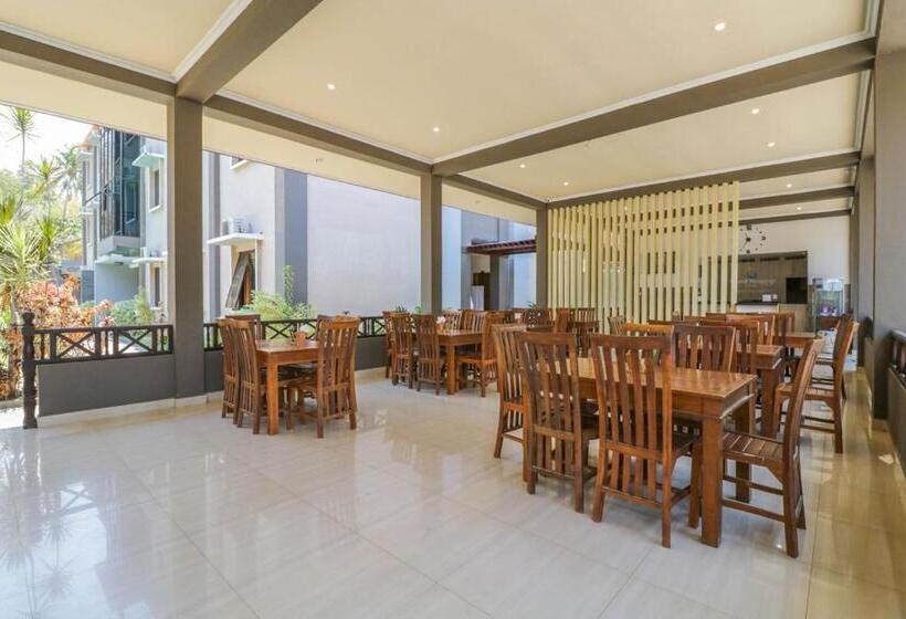 هتل Senggigi Villas