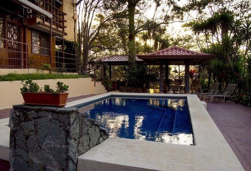 تختخواب و صبحانه Las Cumbres Inn