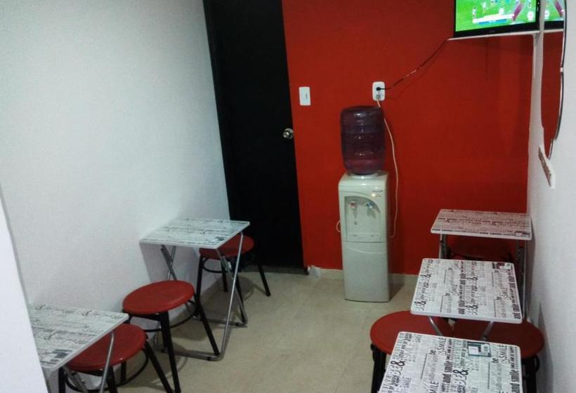 هتل El Amanercer Parque Del Agua Residencia Muy Central