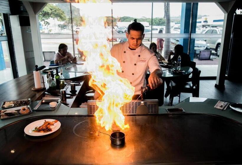 فندق Le Charmé Suites   Subic